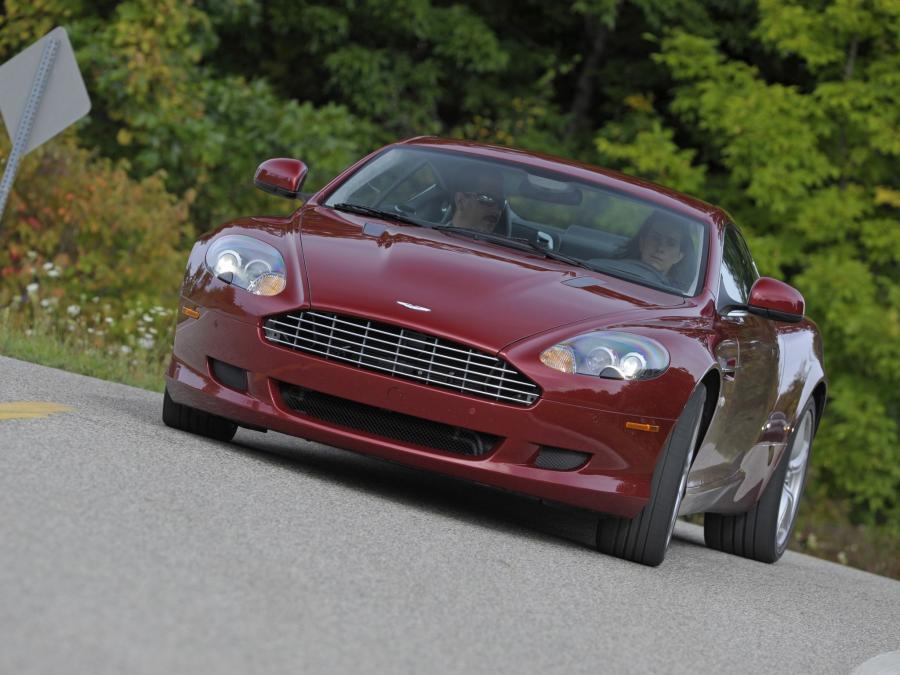 Aston Martin DB9 2008 года  (NA) (фото 2 из 2)
